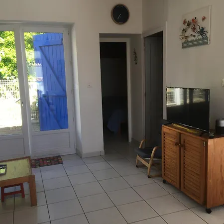 Maison Bord De - 5 Pers - Proche Commerces Et - Fr-1-823-26